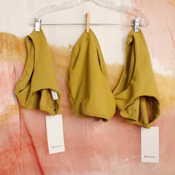 lululemon athletica Other - Lululemon Ribbed Clear Waters MR Med Bottom in Vintage Gold 🌵 2 & 4